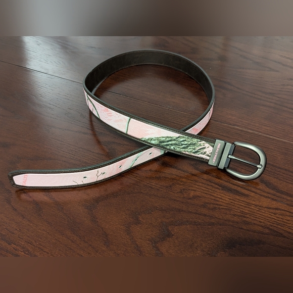 Realtree Pink Camo L/XL Belt - Picture 8 of 8
